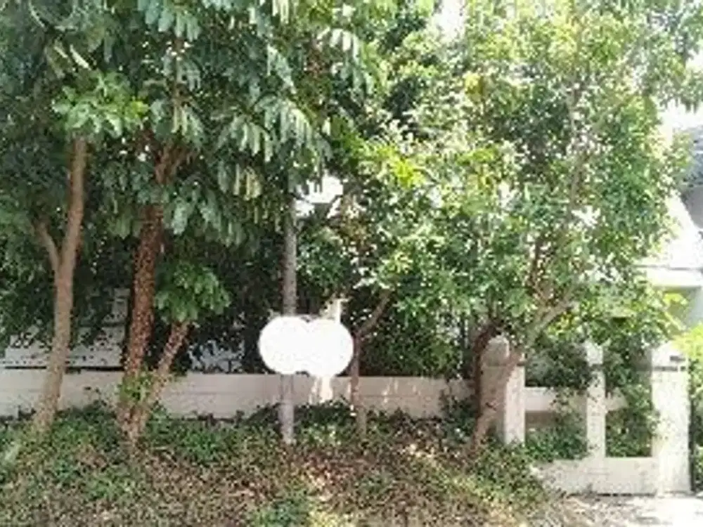 RUMAH GRAHA FAMILI STRATEGIS KOSONGAN, GARASI 2