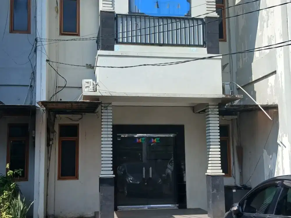 RUKO STATEGIS DI JL RAYA TB SIMATUPANG- JAKSEL SAMPING BANK BRI