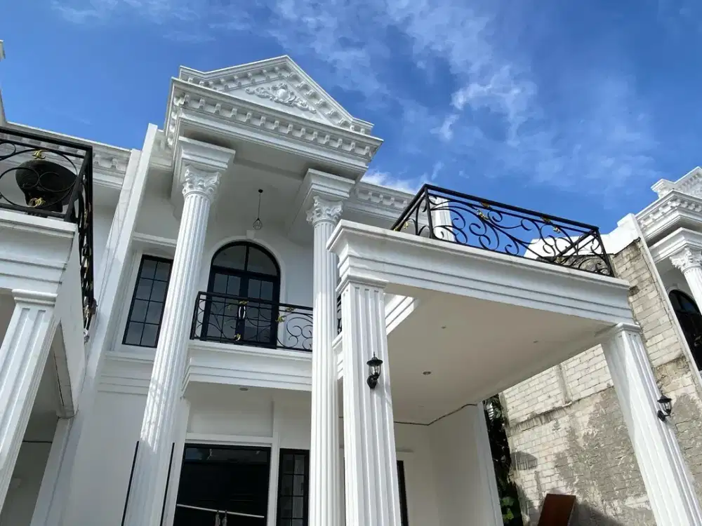 KOLEKSI PEJABAT! Rumah Mewah dengan sentuhan Eropa di Cibubur