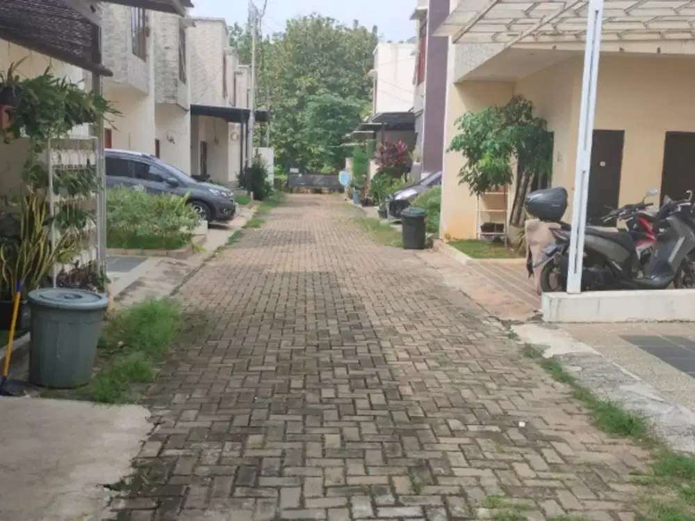 Rumah minimalis di Cluster Area Pondok Karya
