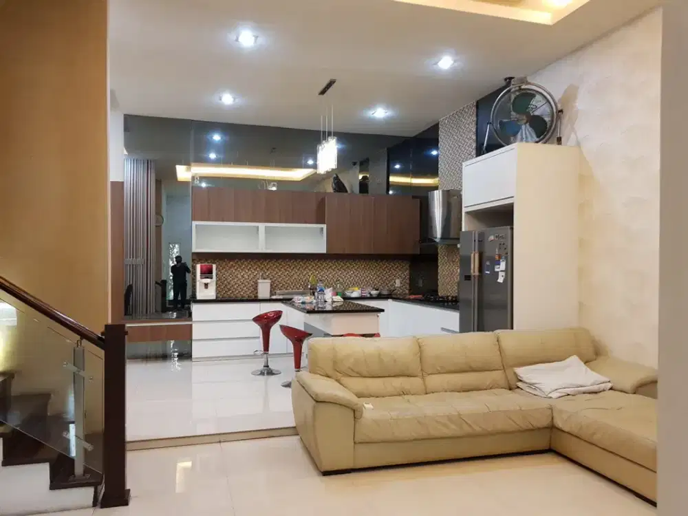Dijual Villa Siap huni komplek Cemara Asri