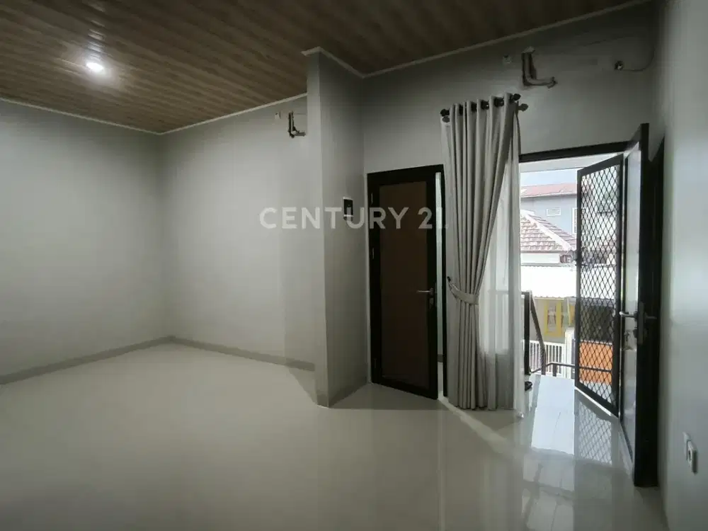 Rumah Strategis Siap Huni Di Perumahan Puri Depok Mas