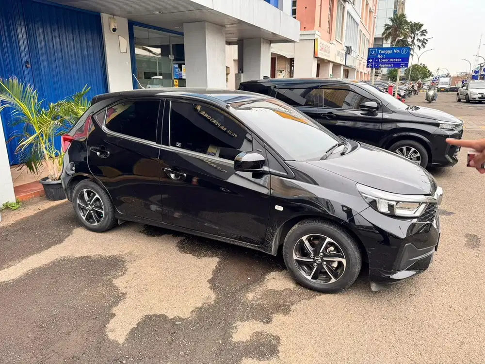 Honda Brio 2023 Bensin