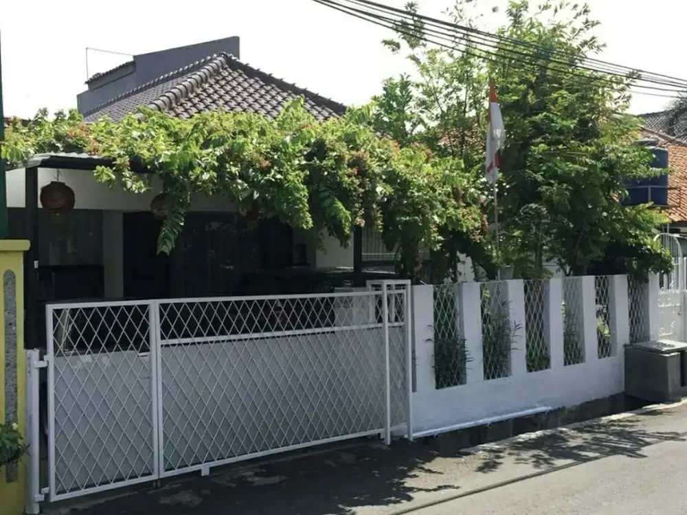 Rumah Di Rawa Simprug,Kebayoran Lama
