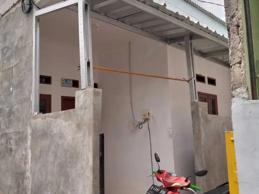 Jual rumah kampung lokasi gondrong cipondoh tangerang