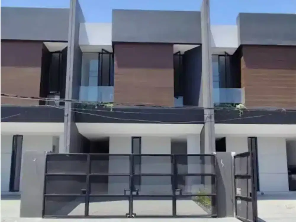 Jual rumah baru mewah kutisari dekat petra siwalankerto waru