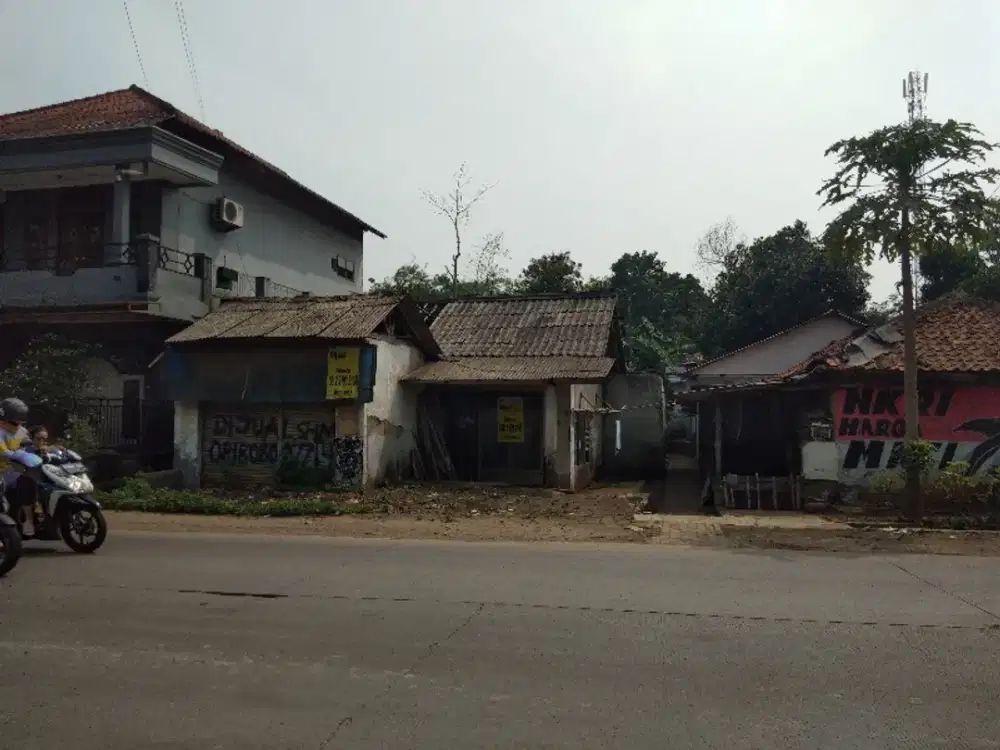Dijual rumah tua pinggir jl raya tigaraksa  hitung tanah  130 m2