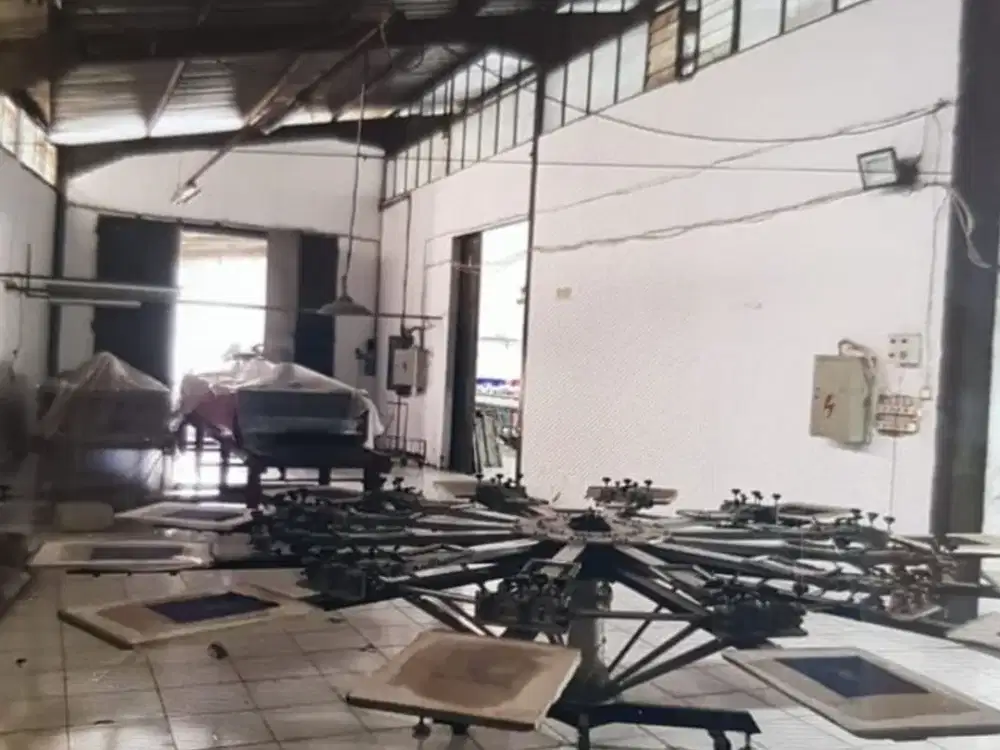Jual Gidang Luas Siap Pakai di Cibolerang Bandung