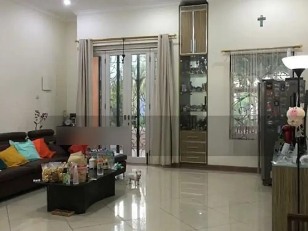 Rumah Damar Golf, PIK, uk 10x23, Belakang View Danau