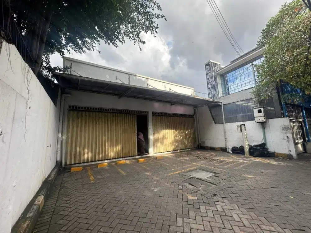 Langka ! Dijual ex Indomaret daerah Sukomanunggal Jaya, Surabaya