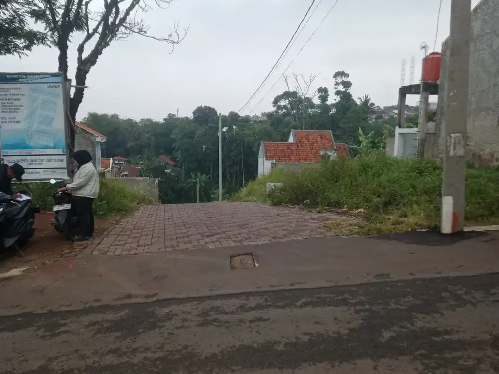 Lahan tanah kavling pinggir jalan desa