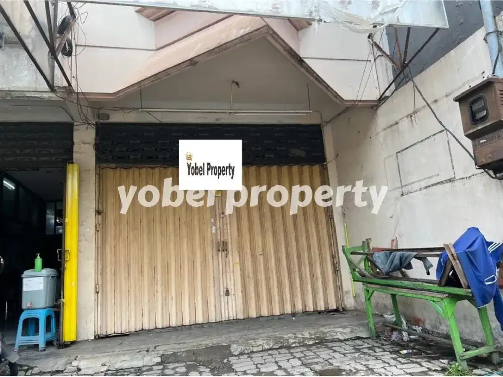 RUKO STRATEGIS TIGA LANTAI STRATEGIS JALAN SEMARANG SURABAYA