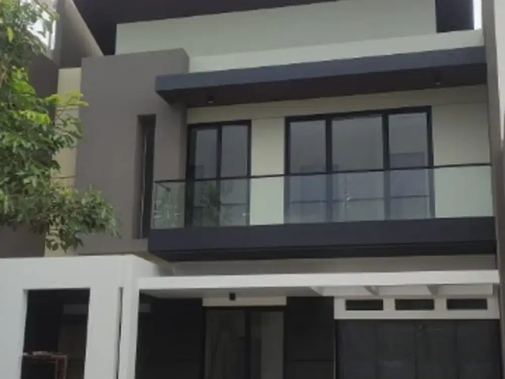 dijual rumah Citraland siap huni 2 lantai