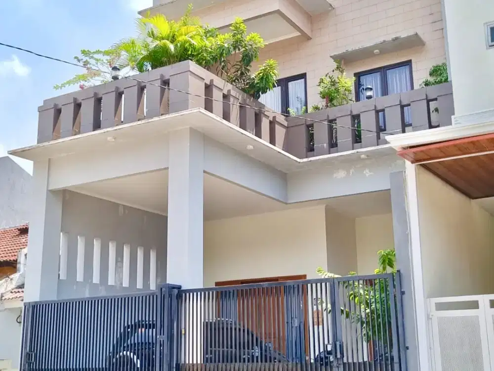 Rumah Gading Serpong Sektor 7 Rapi Siap Huni Tangerang