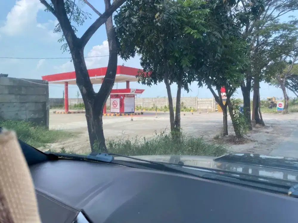 Tanah Luas Pinggir Jalan Lokasi Strategis SHM di Jakarta