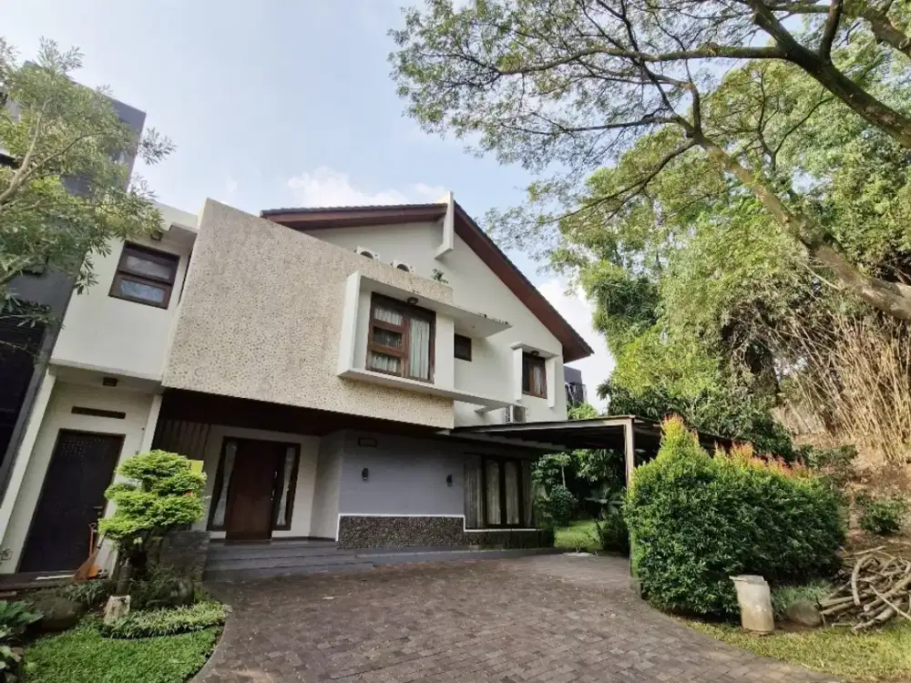 Rumah Mewah Bangunan Mandiri Nempel Fasum Bsd Full Furnished