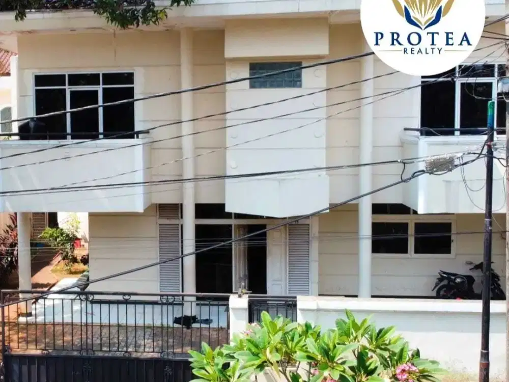 Dijual Rumah di Perumahan Mewah dan Strategis Cibubur