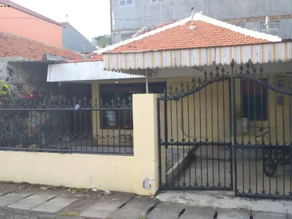 Rumah Lebak Arum, STRATEGIS, CARPORT, ROW 2 MOBIL