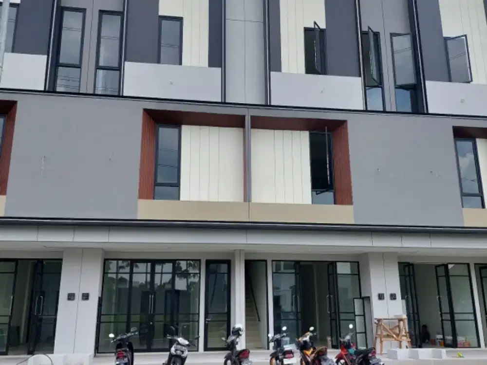 disewakan ruko baru gress di Citraland district 9