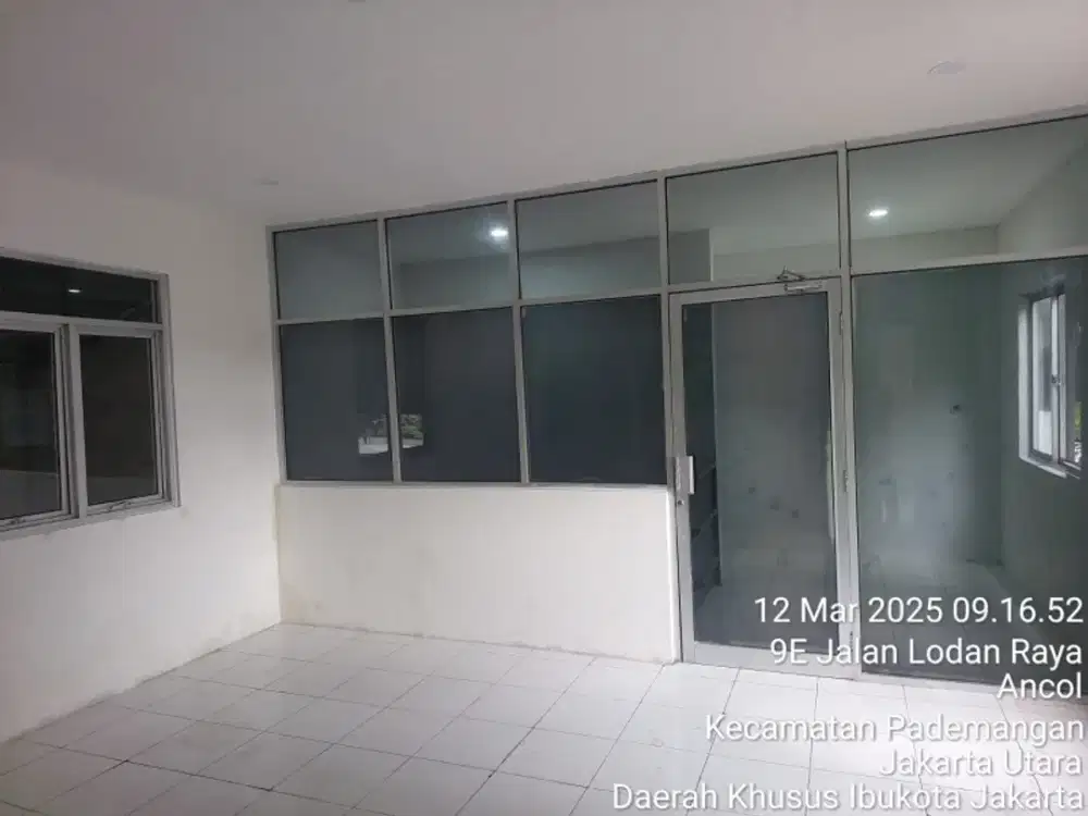 For SALEGudang berikut kantor di Jln Lodan Raya