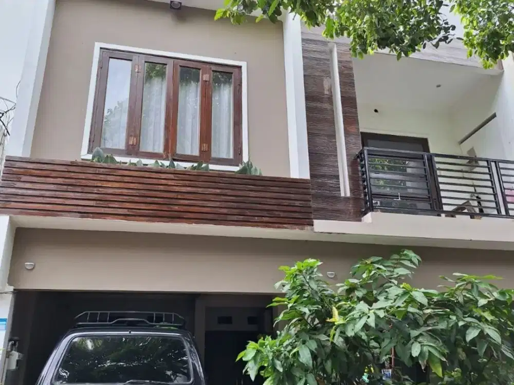 DIJUAL RUMAH STRATEGIS 2 LT DI GRIYA METROPOLITAN BEKASI SELATAN