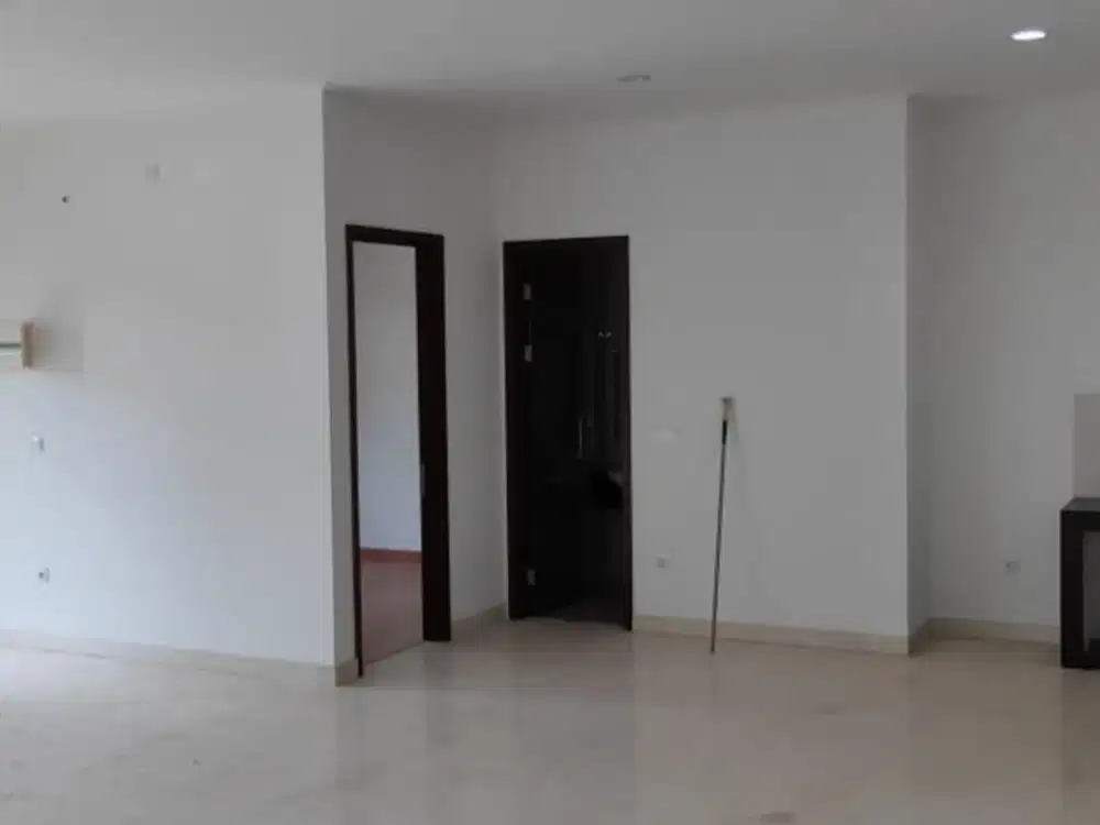 Disewakan Rumah Golf Island PIK Cluster Orchestra Bangunan 2 Lantai