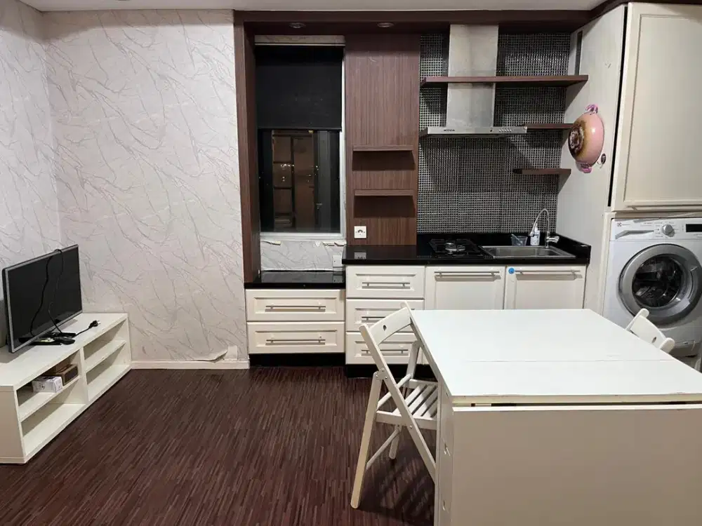 Di sewa kan apartemen green lake sunter tower 1 full furnish