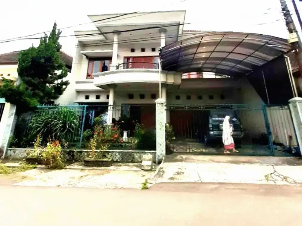 Dijual Rumah Di Jln Papa2, Bangunan Full Jati + Furnish, Suhat Mlg