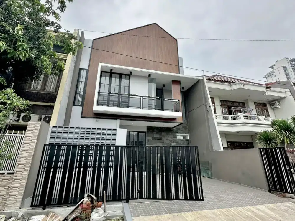 DIJUAL RUMAH DARMO BARU BARAT BARU GRESS SIAP HUNI DEKAT PAKUWON GRAHA