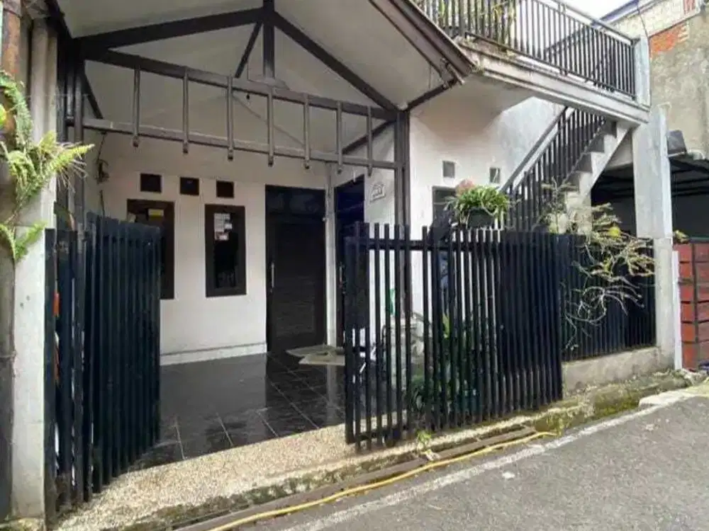 Jual Murah Rumah + Kosan 2 Lantai di Sarijadi Bandung Kota