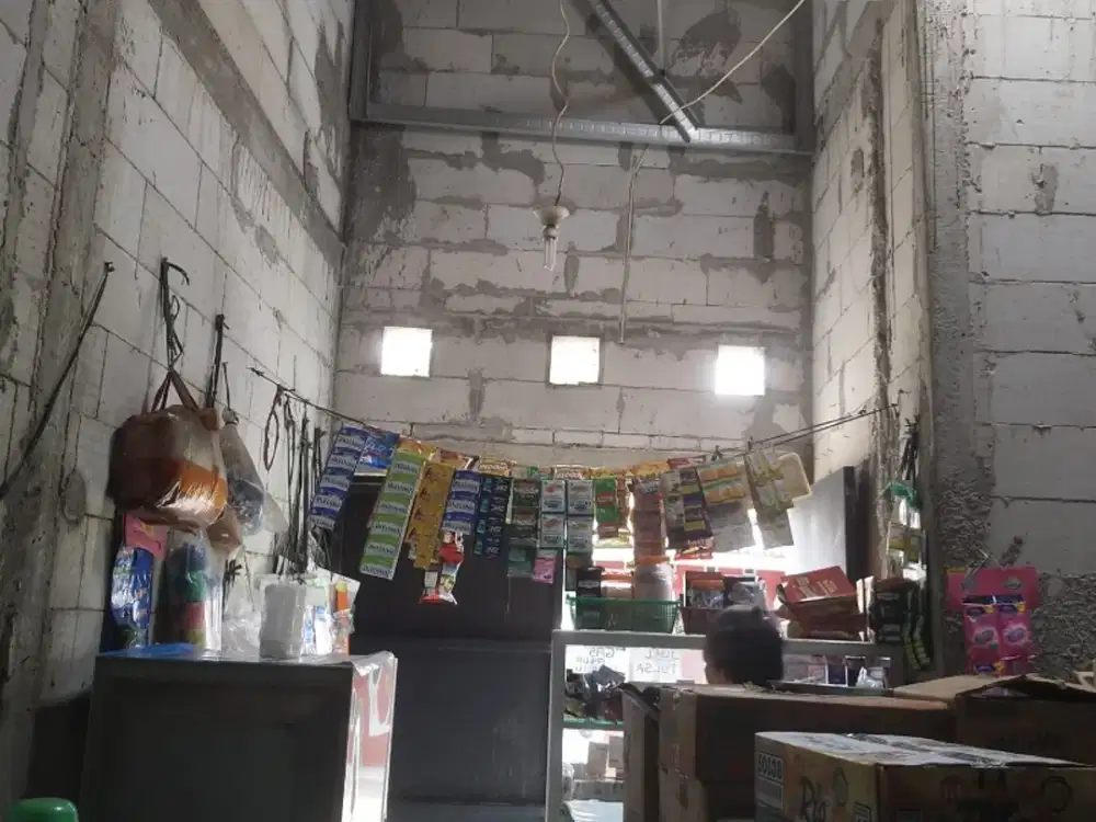 rumah single house deket dengan jalan raya bedahan