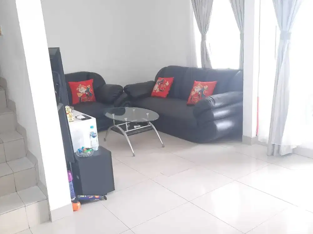 Rumah Siap Huni Greenlake Dijual Murah Aja!