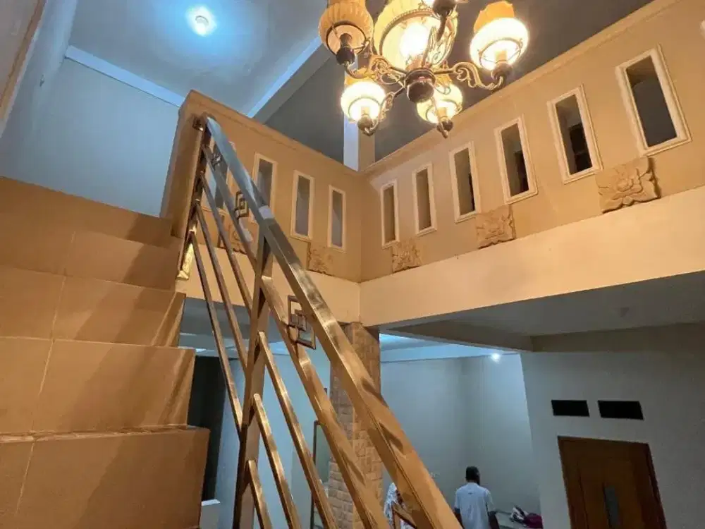 Jual Rumah Murah 2 Lantai di Komplek Margahayu belakang Metro Bandung