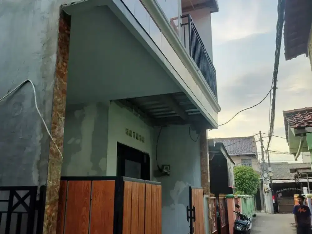 Jual Rumah Murah 2 Lantai Akses Mobil Bintara Dekat Stasiun Cakung