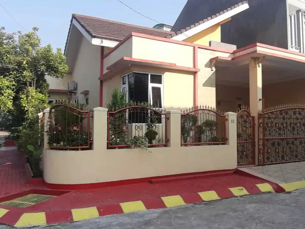 Rumah Hook di Cluster Grand Depok City Dekat Stasiun