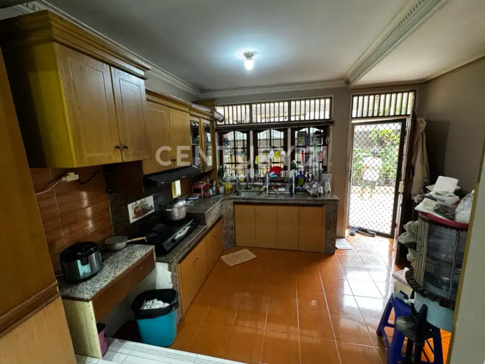 Rumah Di Jl Kecak Komp BCS Kelapa Gading Timur