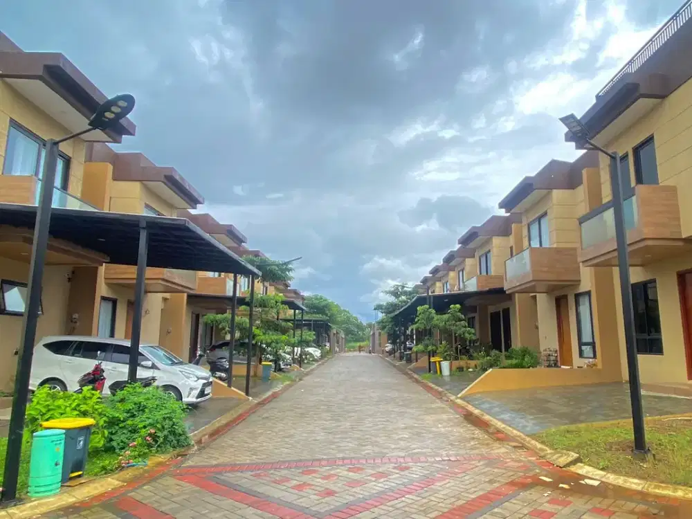 Temukan Rumah Impian Anda: 2 Lantai Type 80an di Lokasi Strategis!
