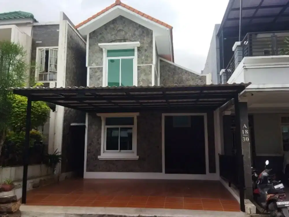 Rumah 2 Lantai Rapi Siap Huni Di Legenda Wisata Cibubur