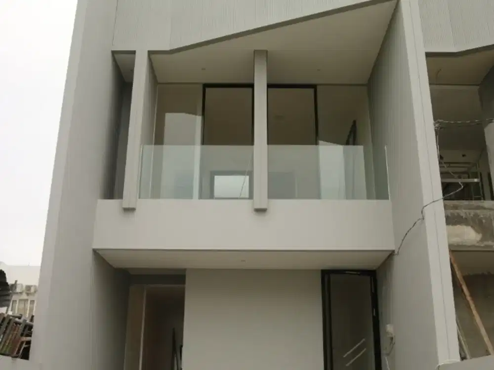 Dibeli yuk rumahnya cuma 1 unit saja rumah baru murah di dian istana