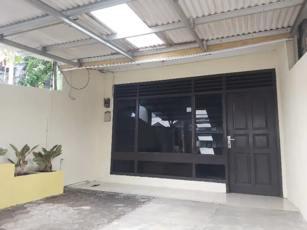 Rumah Bagus Siap Huni di Pondok Kelapa, Jakarta Timur