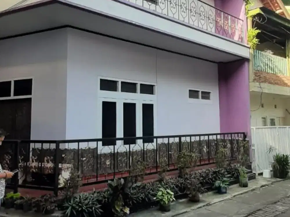 JALAN MAYJEND PANJAITAN GG III NO 23, PENANGGUNGAN, KLOJEN MALANG