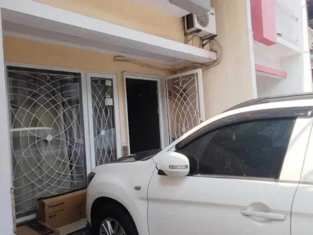 Dijual Rumah Sudah Renovasi Dalam Komplek Golden Palem Cengkareng