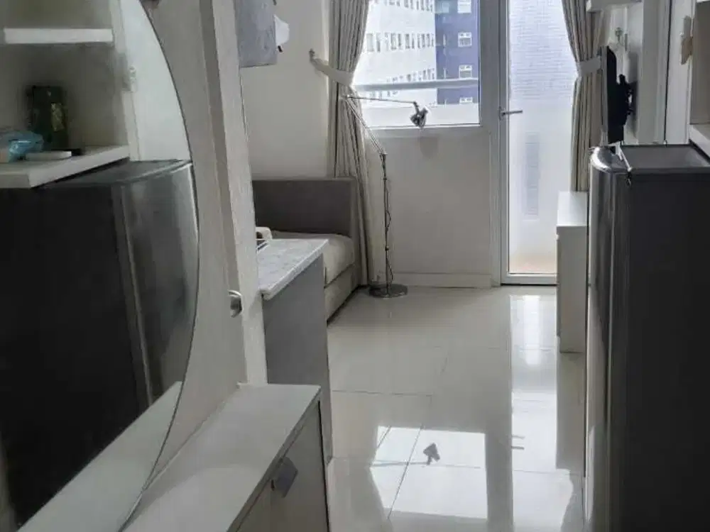 DIJUAL APARTEMEN GREEN PRAMUKA 2BR FURNISH VIEW KOTA TOWER ATAS MALL