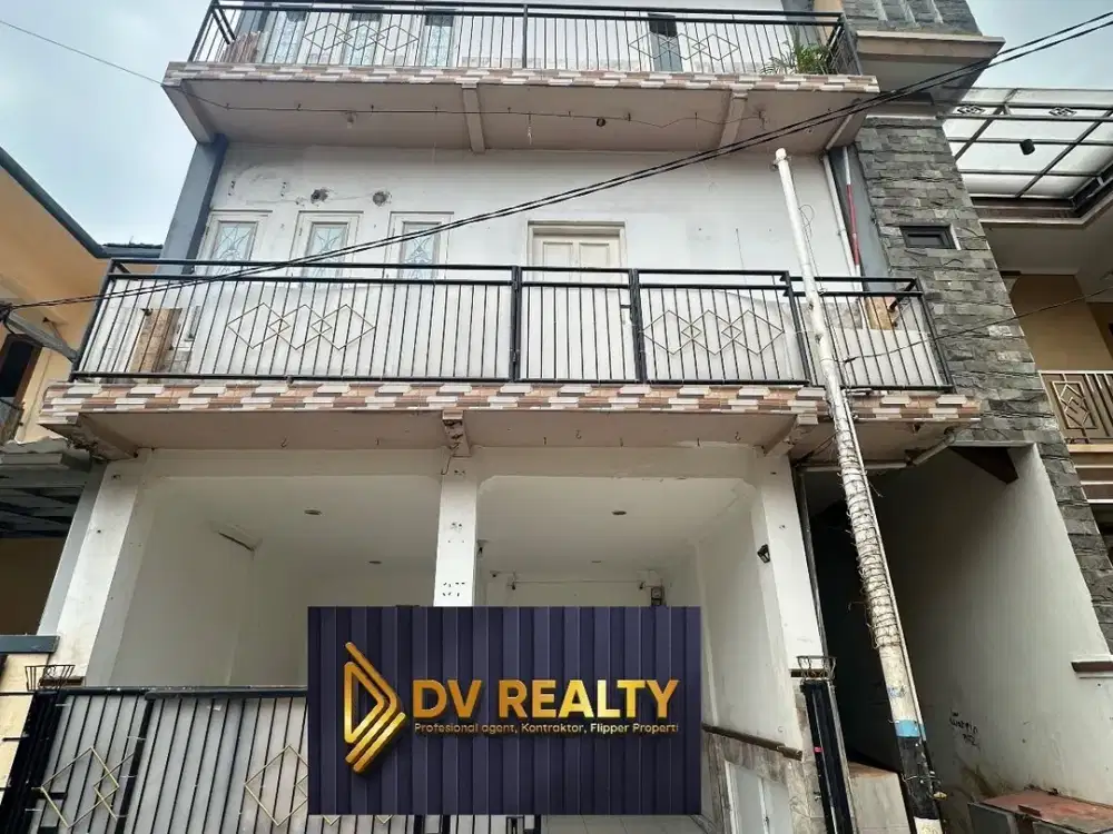 Jual rumah 4 lantai murah di Kranggan permai cibubur