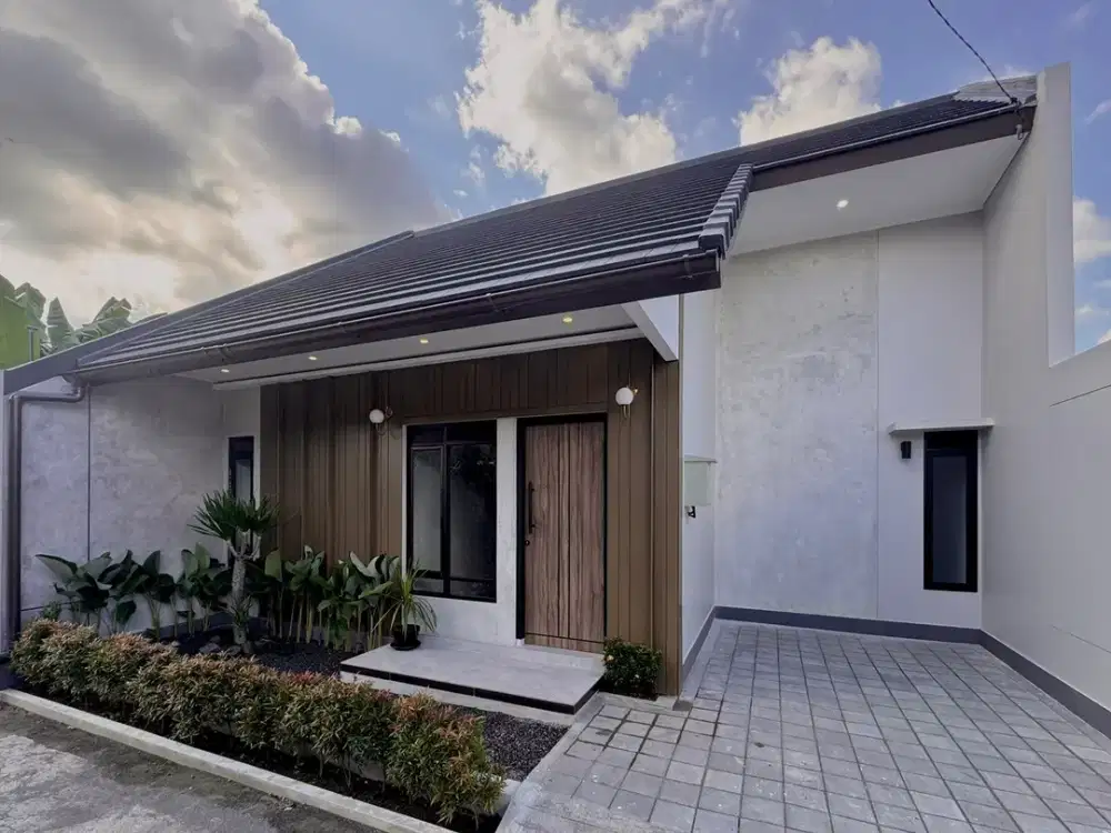 RUMAH SIAP HUNI TANAH LUAS DEKAT LPMP KALASAN