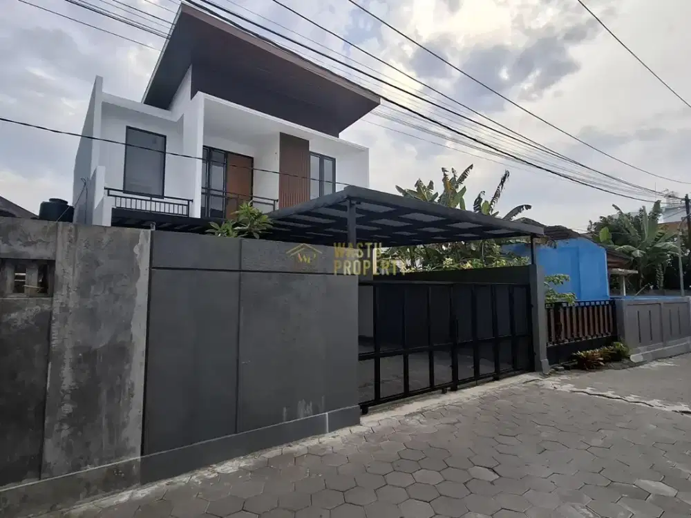 RUMAH SIAP HUNI 2 LANTAI, DEKAT ATMAJAYA DAN UGM , DI MAGUWO