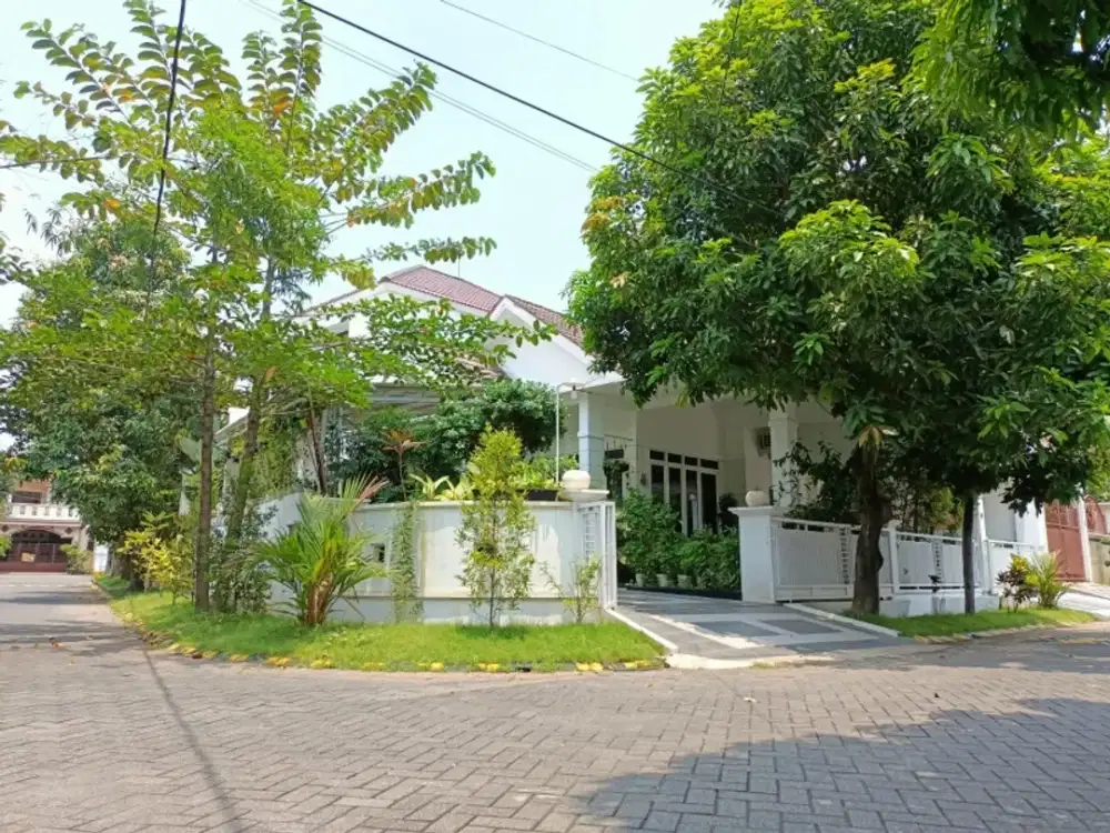 Rumah hook perumahan deltasari waru Sidoarjo