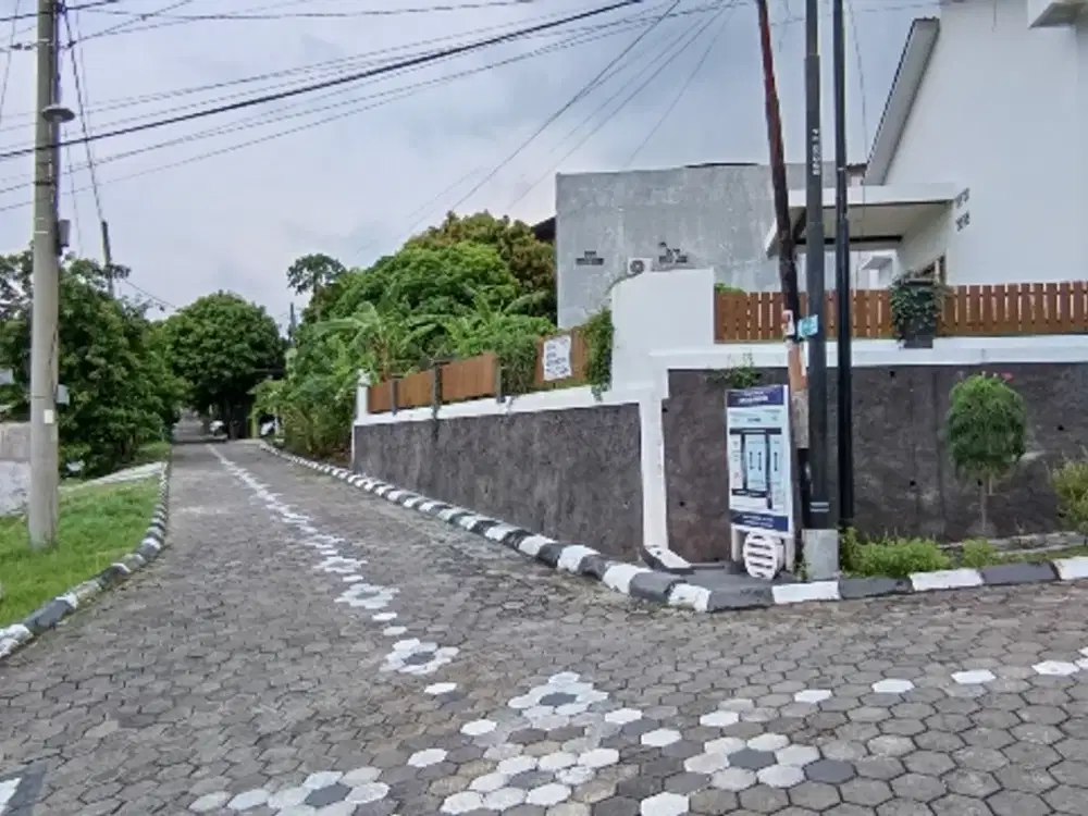 Rumah Hook ada View nya di Bukit Beringin Selatan Ngaliyan