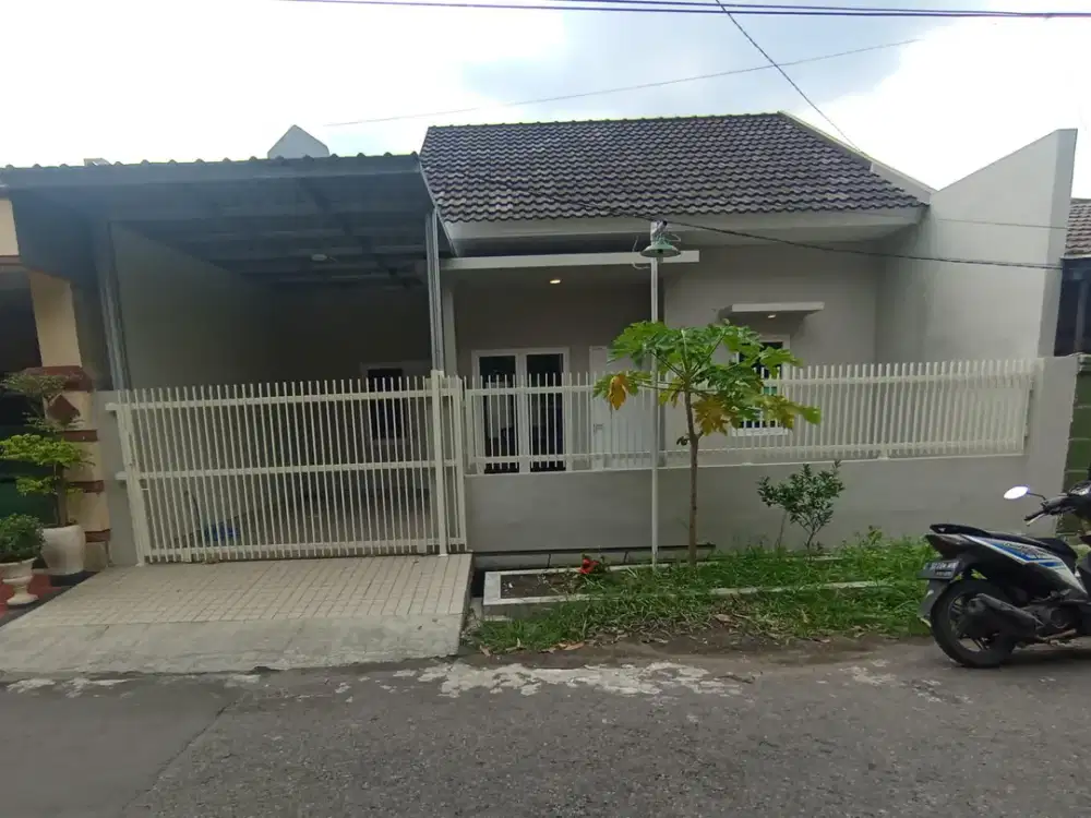 Dijual rumah Full Renovasi,Tampilan Mewah di Taman Pondok Jati.Geluran