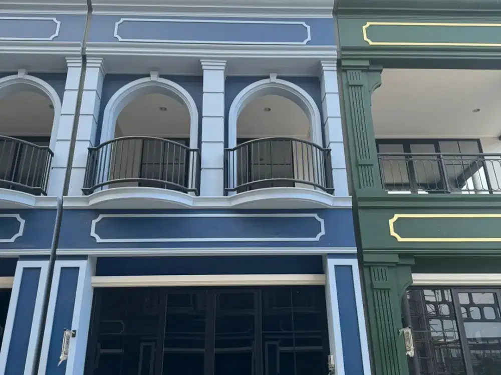 DISEWAKAN RUKO EURO ASIA PIK 2 (3 LANTAI + ROOFTOP) UNIT RAPI TERMURAH